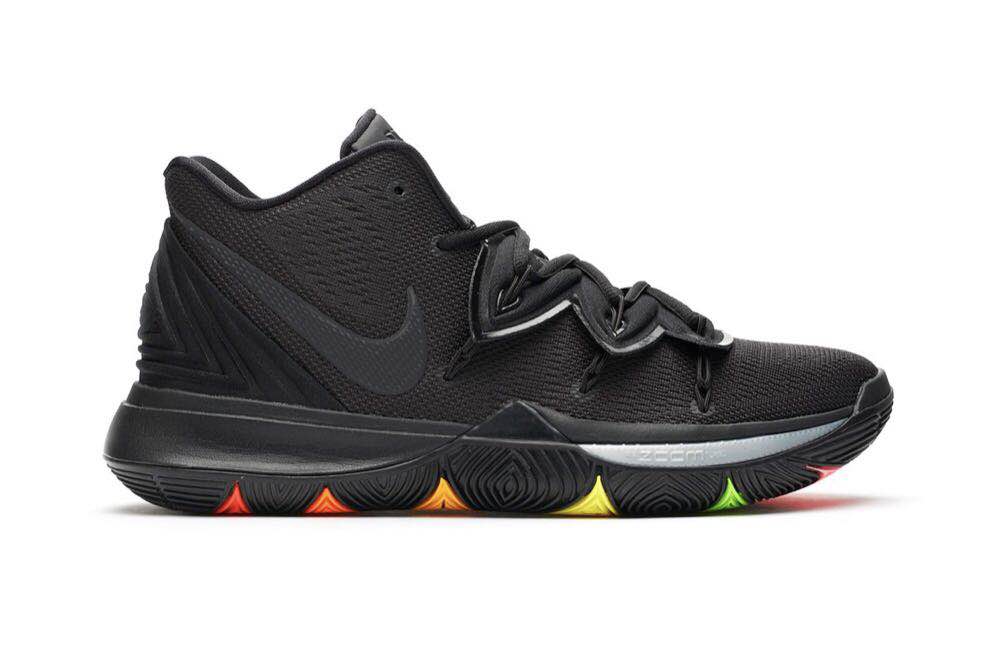 今日发售!nike kyrie 5 全新黑彩虹配色!