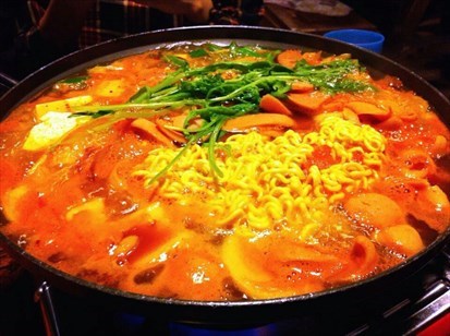 韩国部队火锅,你吃过没有?好奇就赶紧点进来吧!