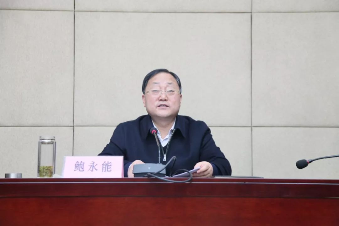 服务许可证颁发仪式在西安举行,省委网信办主任鲍永能为铜川日报社