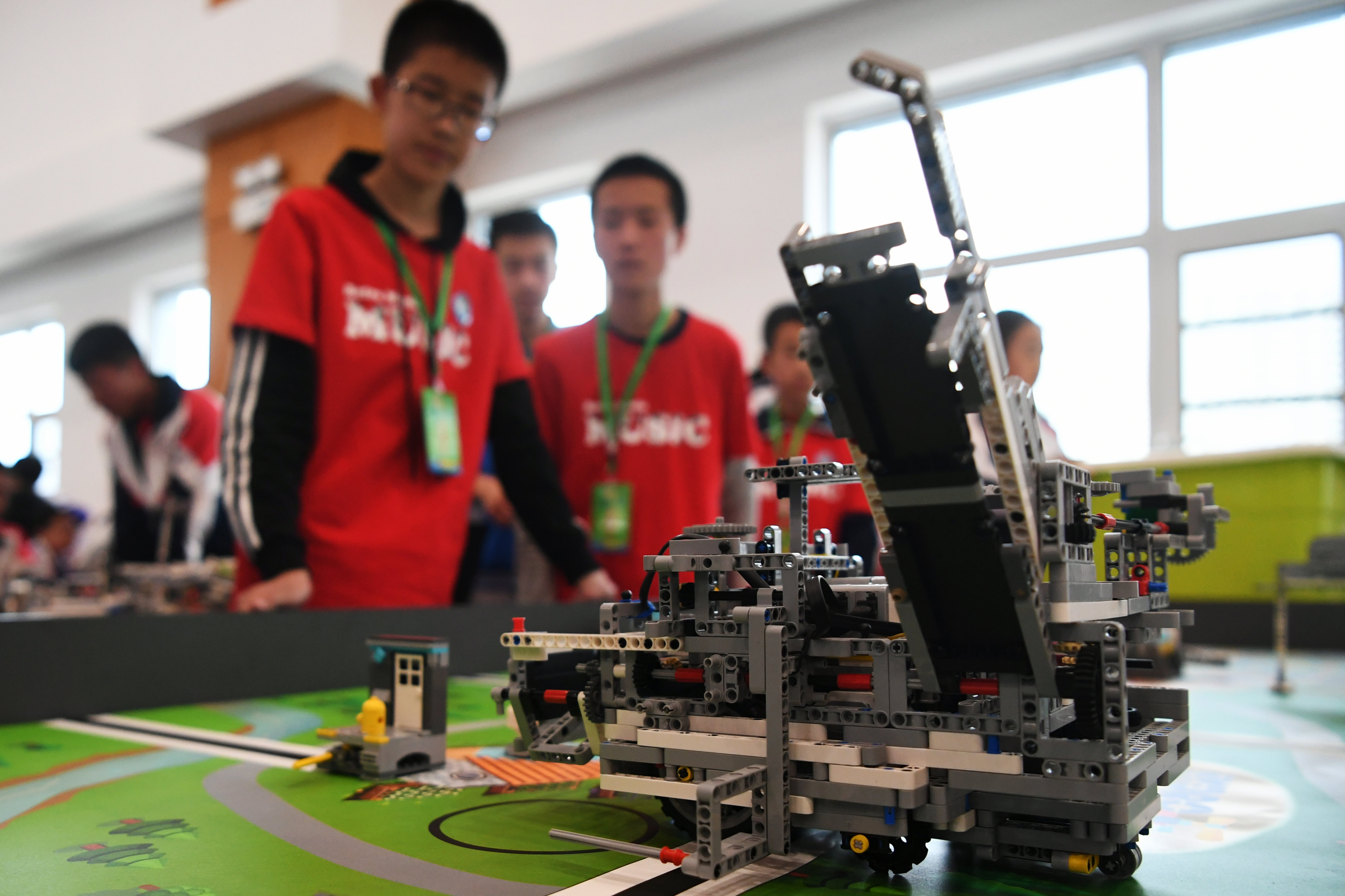 第十八届中国青少年机器人(甘肃赛区)竞赛开赛