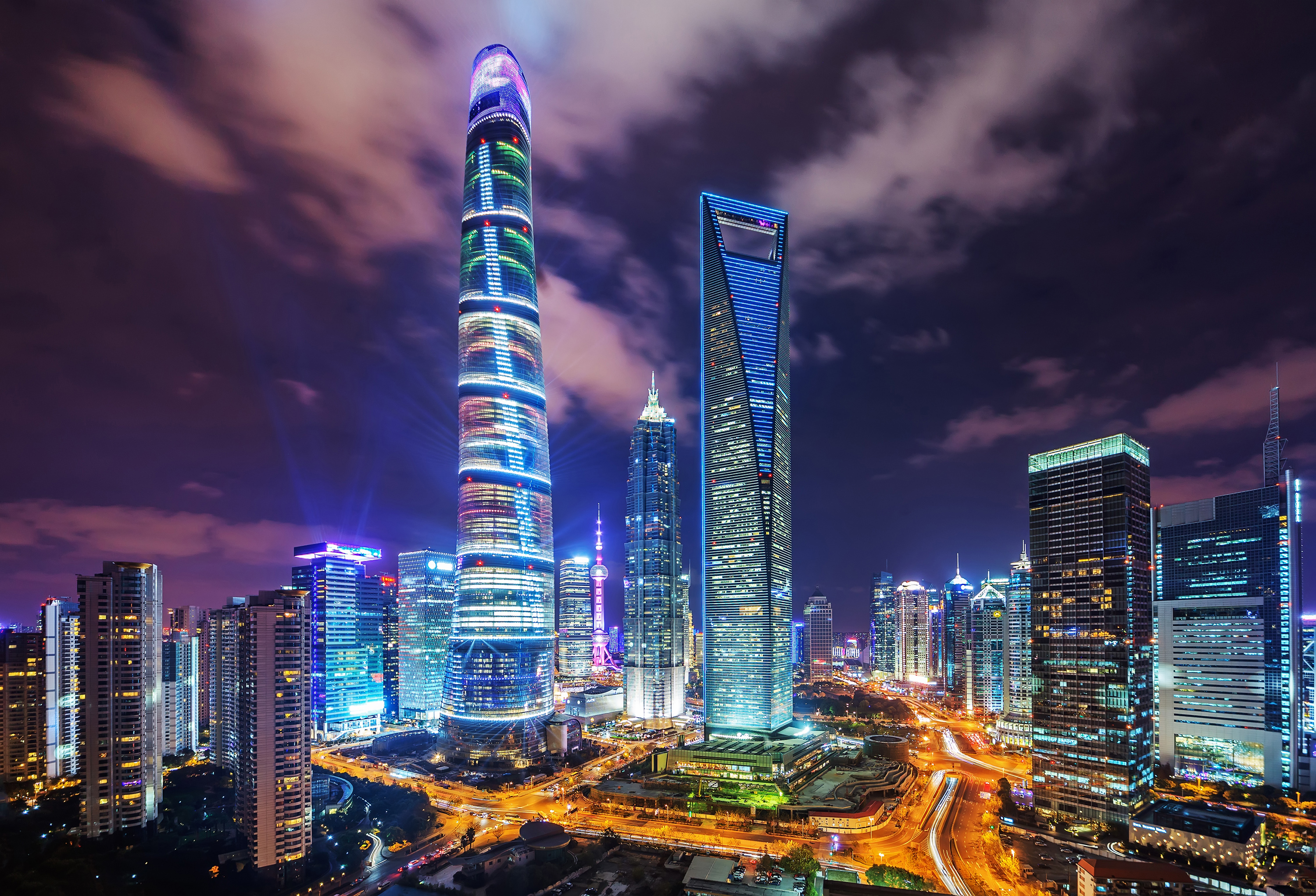 2,上海中心大厦在上海陆家嘴建造,楼高632米,119层上海第一高楼
