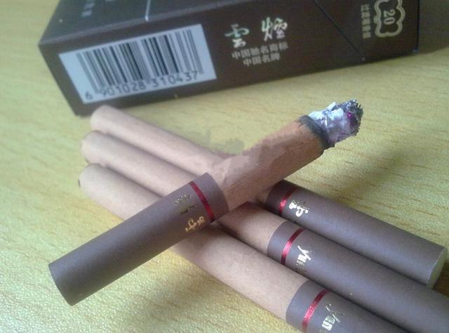 名烟百科之云烟(印象)首创雪茄外型烟支设计