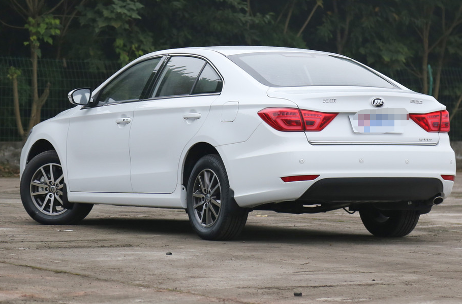 力帆820 1.8l手动豪华版,这款车因颜值一见钟情,细节产生美