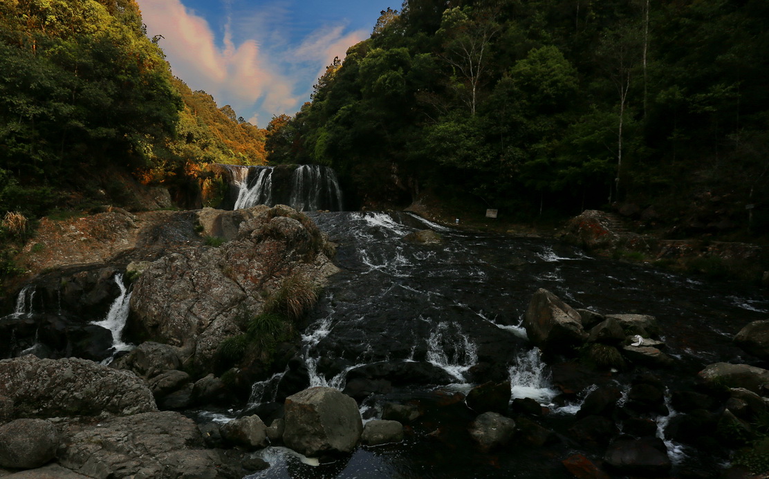 美丽的自然风光——南靖树海瀑布