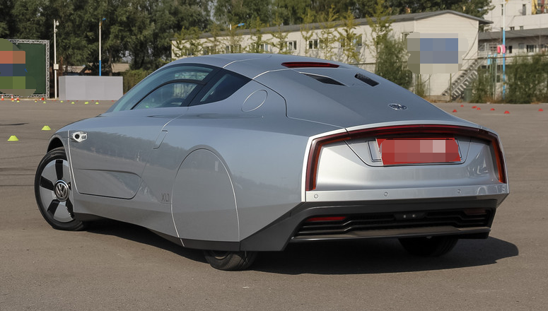 车型显得沉稳大众xl1,外观简约大气,性价比高,年轻人的选择!