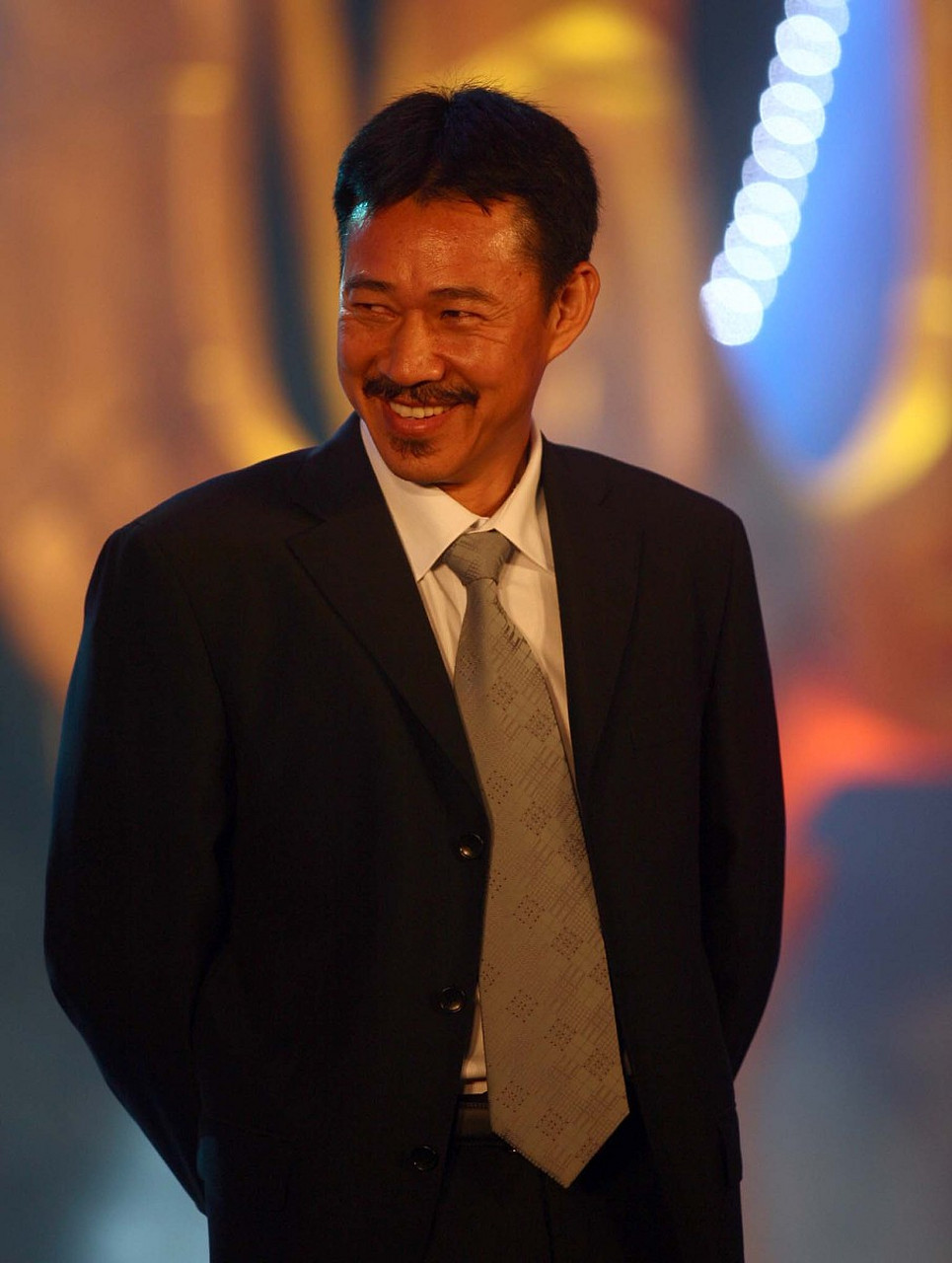 在《人民的名义》中,张丰毅饰演的是一位高级检察官