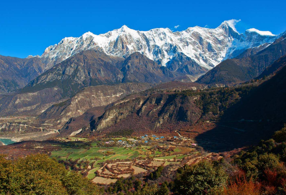 中国最美的山峰,号称"西藏众山之父",就在喜马拉雅山脉最东端