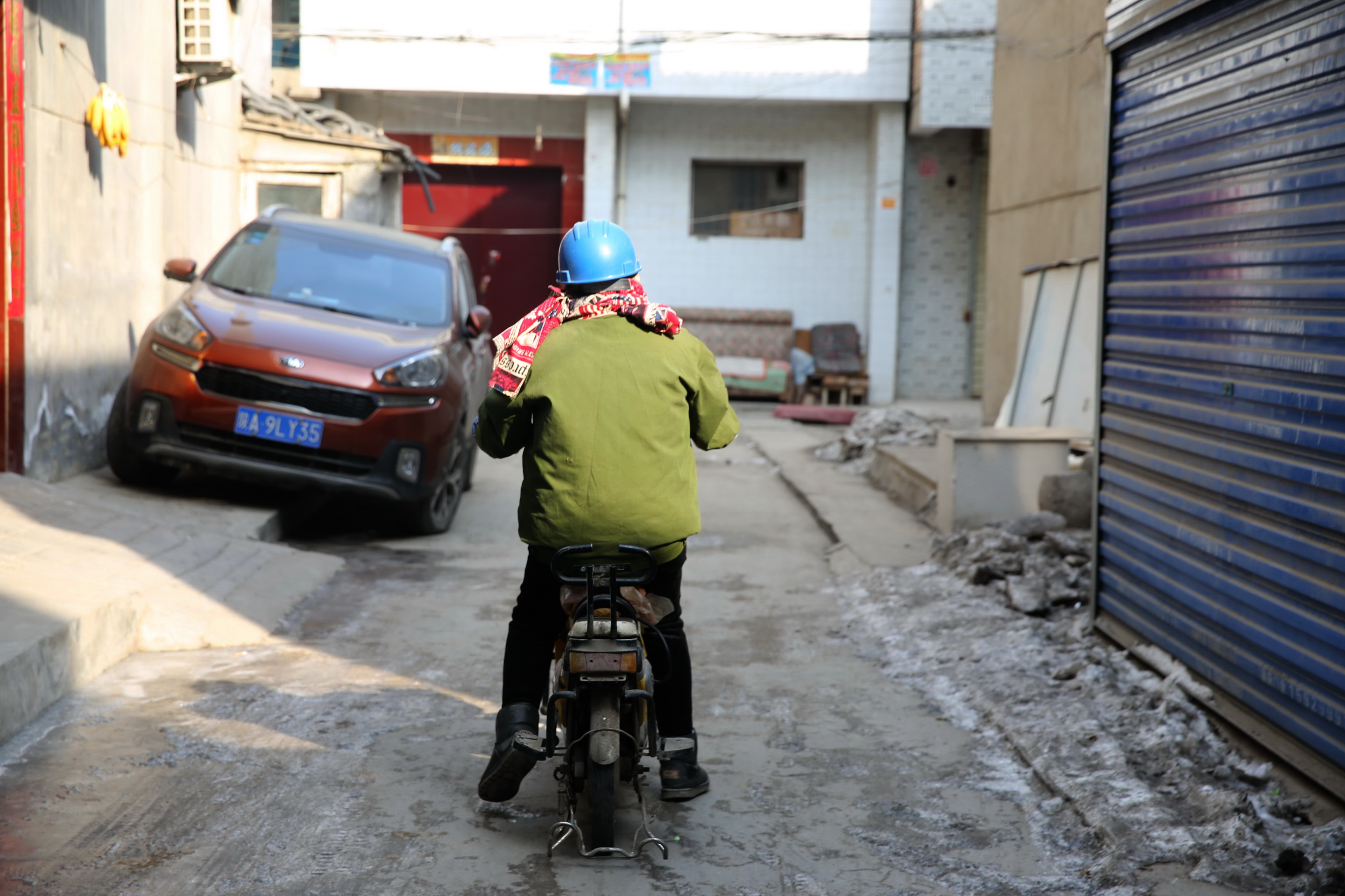 打工人回家过年 饭店关门 城中村恢复寂静