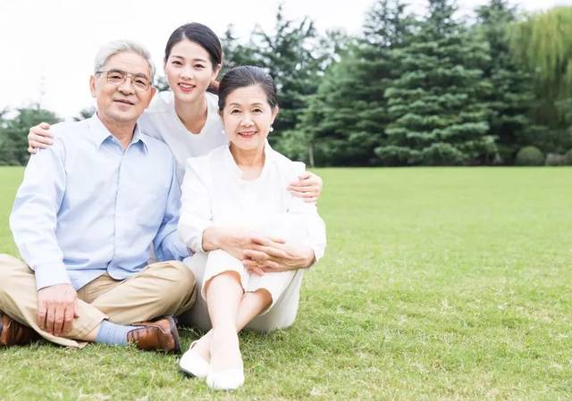 爸妈老了,这些话请不要对他们说!(子女必读)