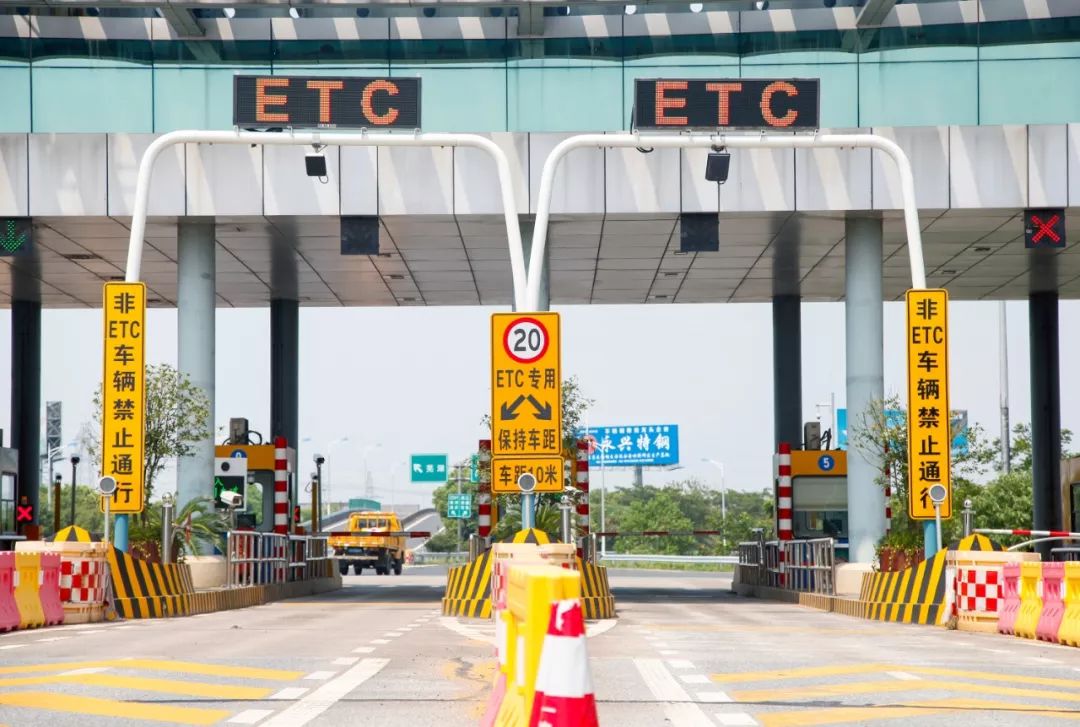 装了etc真的更便捷吗?这些知识不知道,上了高速容易吃大亏