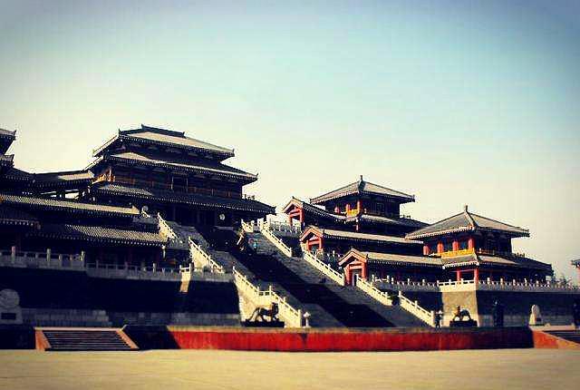 一座以诗经命名的汉代宫殿,横埂长安千年,见证了丝绸之路开启