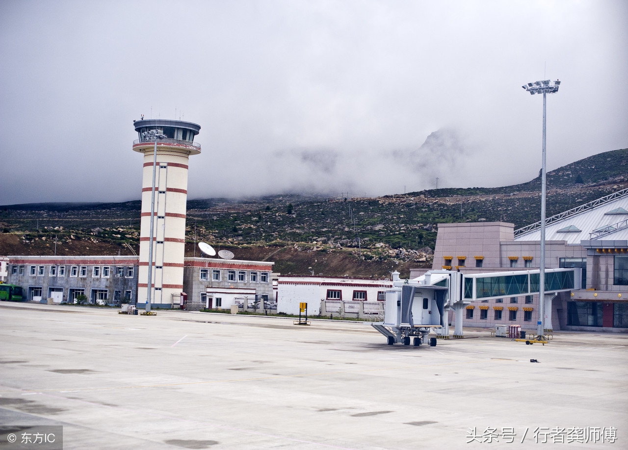 世界第三高民用机场,康定机场