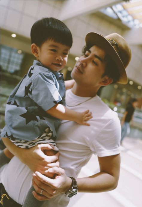 弦子和李茂的儿子,小暖暖爱逗妈,网友:小情人没错了!