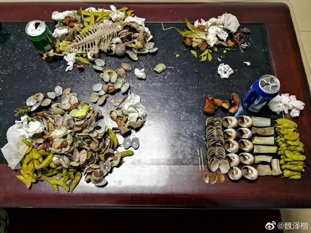 “你是什么垃圾”上海朋友垃圾分类真的太拼了！外地游客瑟瑟发抖