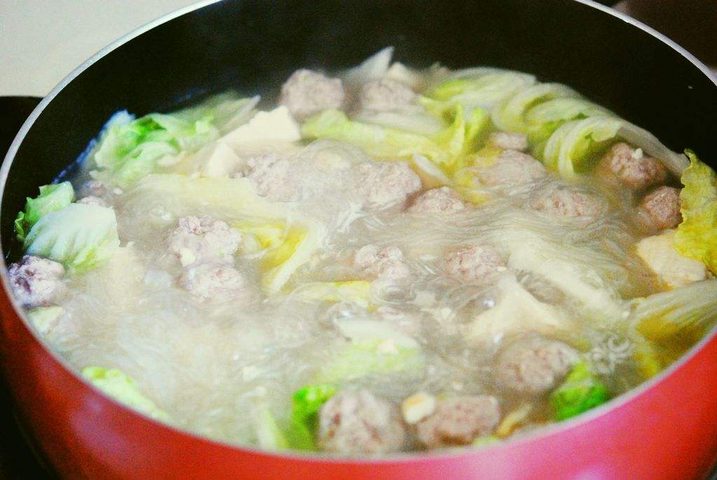 3.白菜肉丸粉丝汤