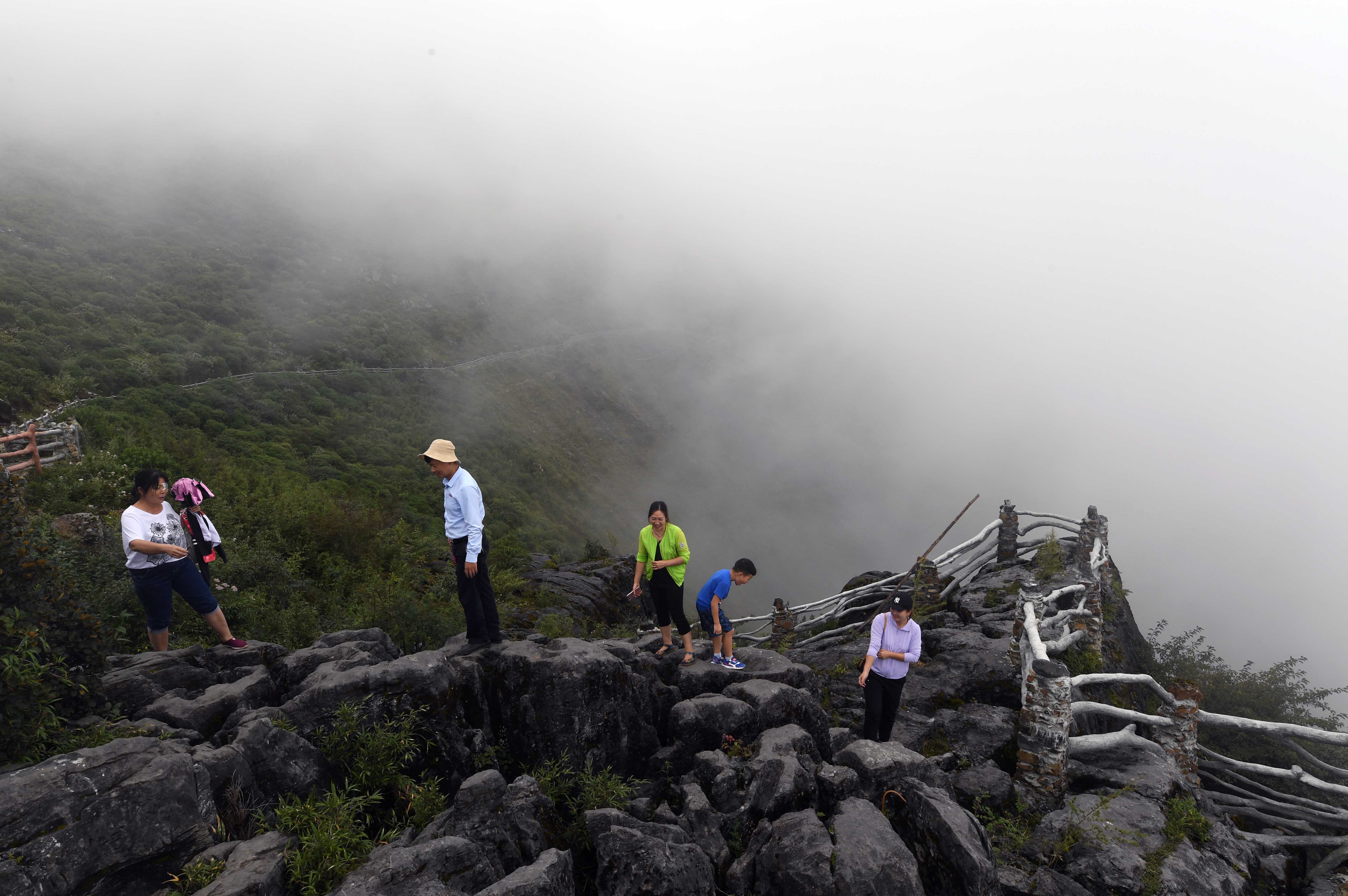 东川牯牛山风景区图片