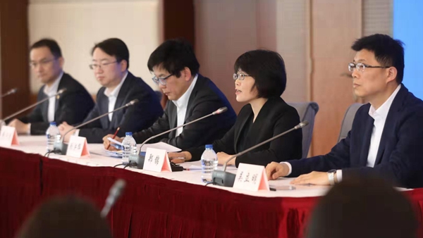 疫情防控发布会