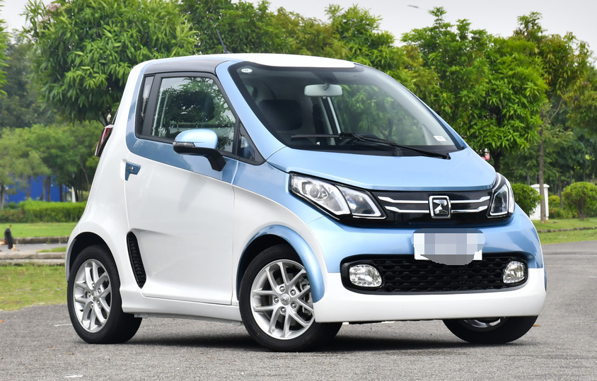 众泰e200pro汽车鉴赏,设计简洁得体,时尚感与颜值并存