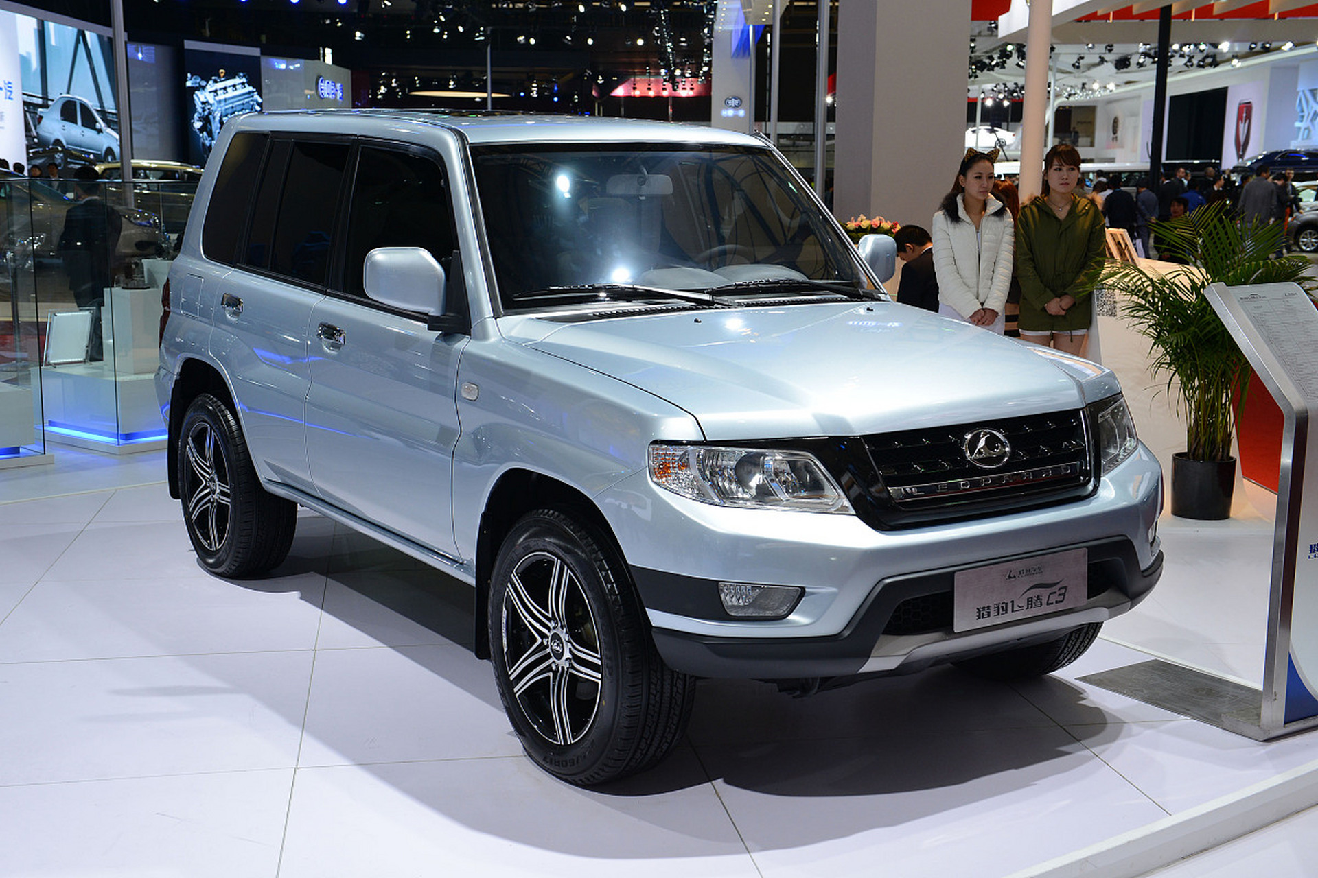 2014款猎豹飞腾c5  1.5t发动机11万公里烧机油是什么原因导致的?