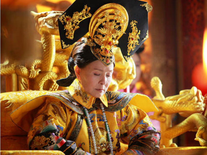 清朝灭亡,宫中4大太妃和皇后哪去了?要数太后过的惨淡