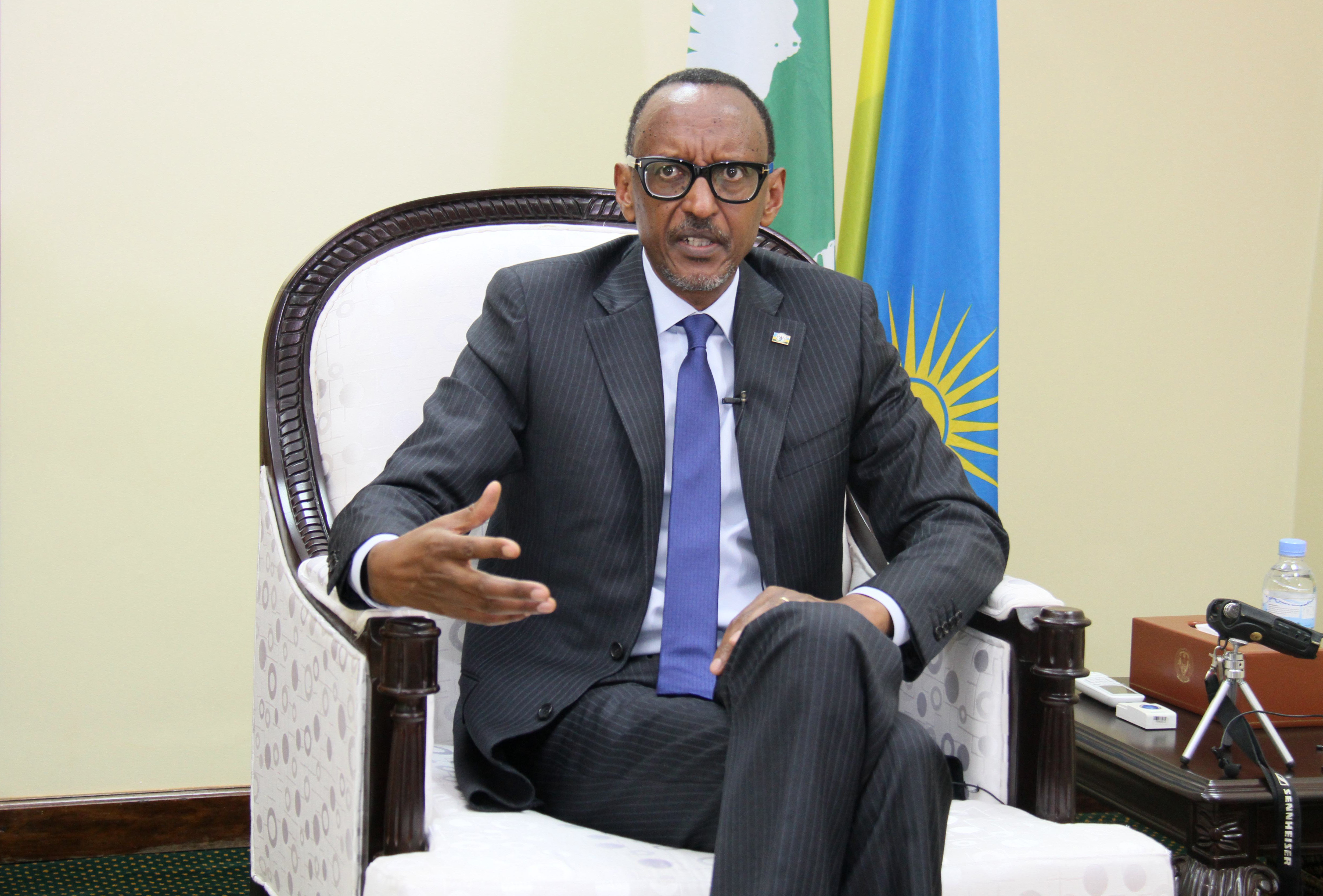 现任卢旺达总统图片