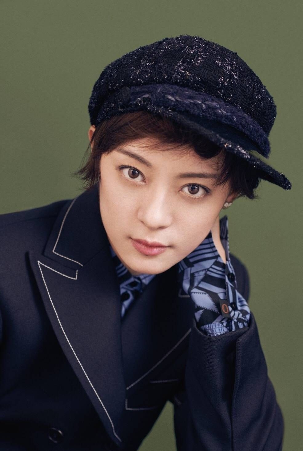 短发美女孙俪,玩转时尚西装风,你会支持她吗