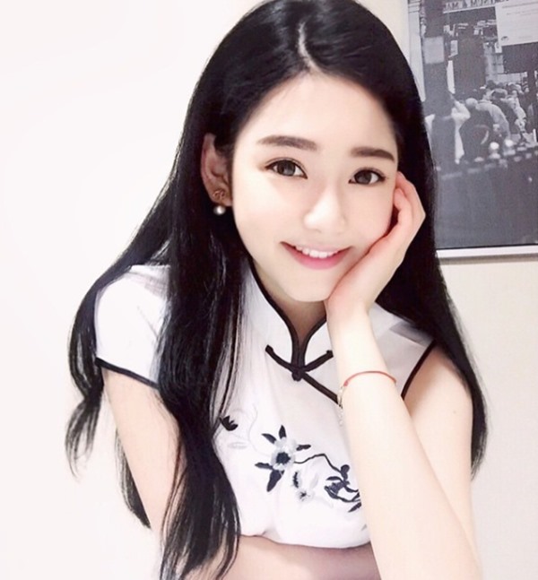 漂亮女医生因长相甜美走红网络,网友纷纷表示要去找她看病