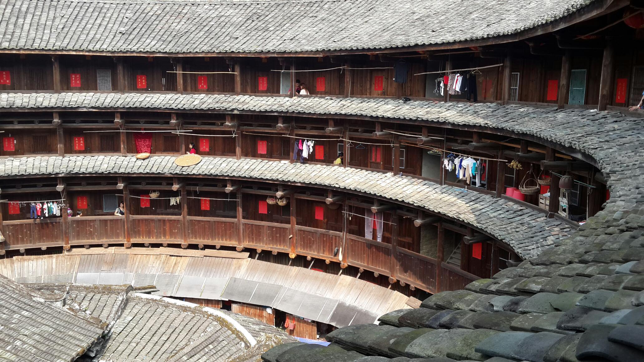 云水谣一个梦想开始的地方,这里有灵山碧水,给人以超然的感觉