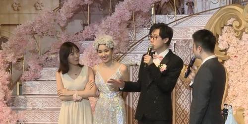 酒神与小舞的爱情,是因为小舞向王思聪索要酒神的微信,才能成功
