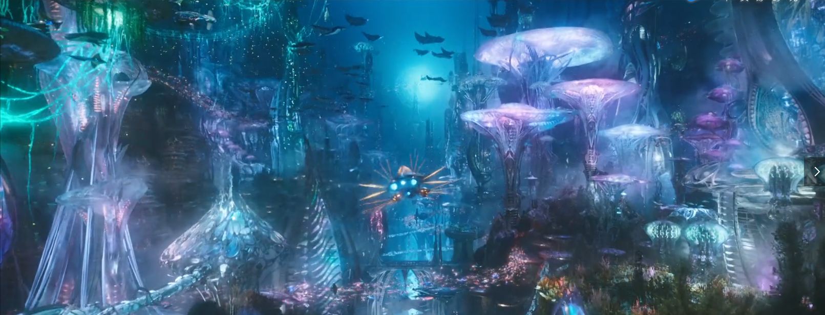 亚瑟 一,《海王》开篇亚瑟就凭一己之力把遇到危险的人类潜艇从海底