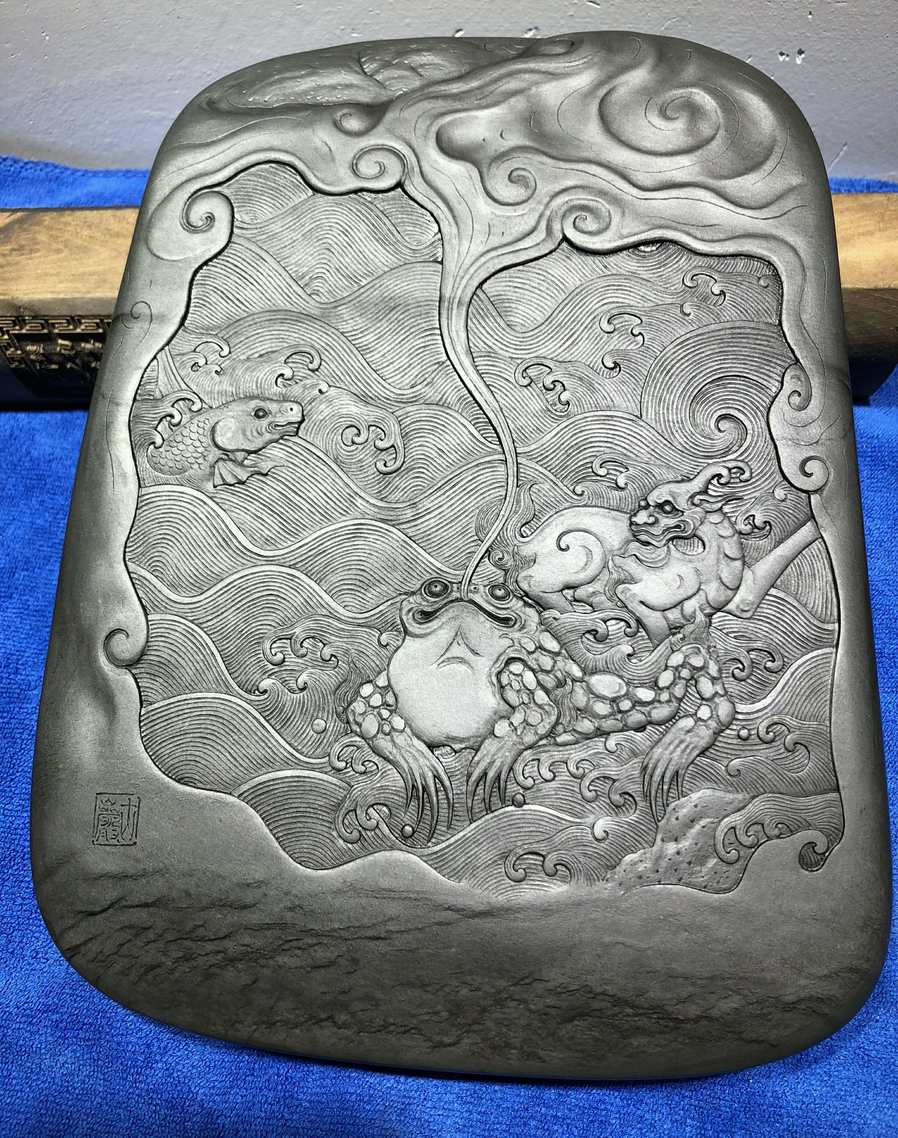 海岳神兽背面图1