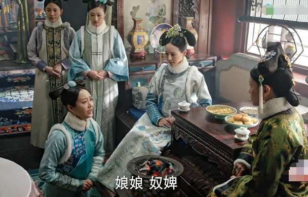 《如懿传》魏嬿婉勾引皇上,被纯嫔贬去花房,上位后报复纯嫔