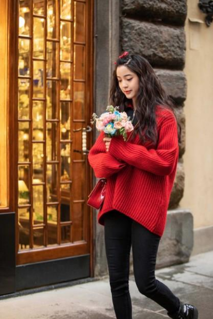 欧阳娜娜susan苏合照,邻家女孩or田园少女,你更pick哪一个?