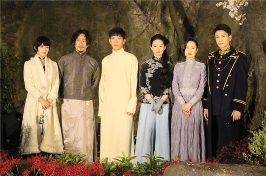 刘亦菲新剧浙江横店热拍 与井柏然搭戏聚首"南烟斋"