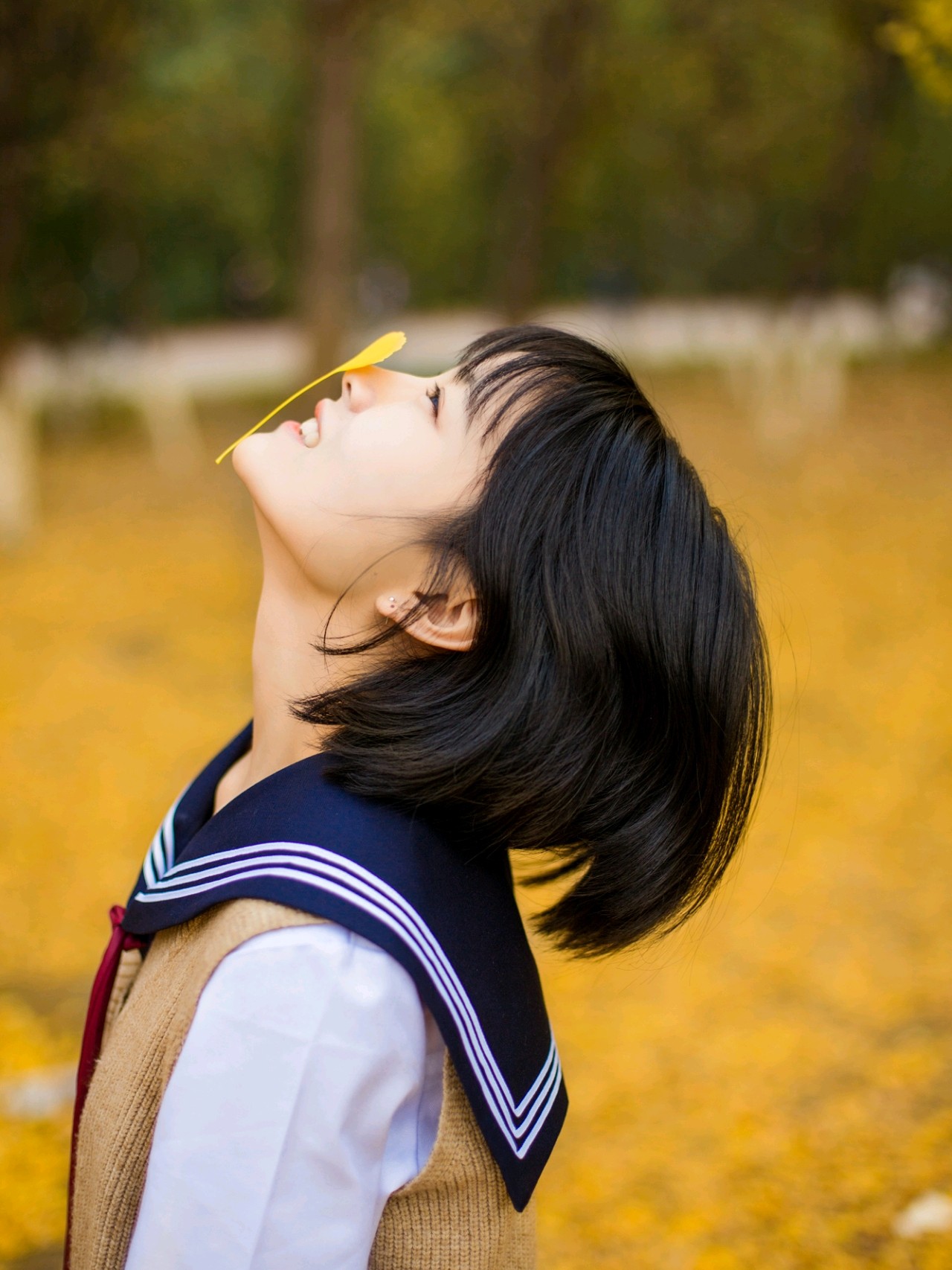 9个简单拍照pose,拒绝拍照难,赶快学起来