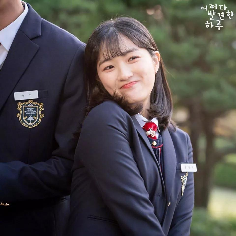 接班《鬼怪》的高分韩剧 这女主的颜值也太平平无奇了