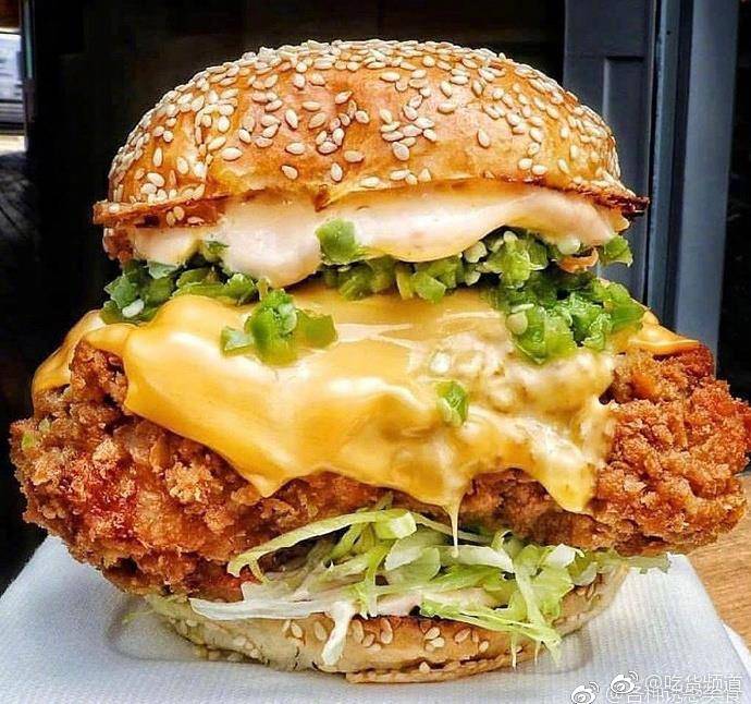 盘点巨无霸汉堡,随便吃上一个一天都不饿