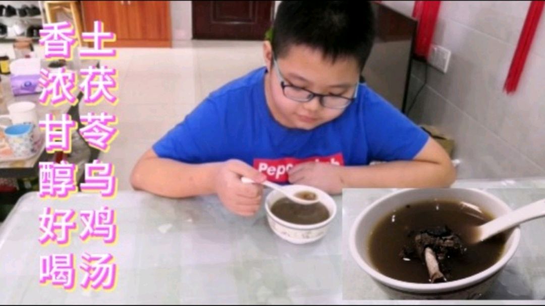 粤式土茯苓煲乌鸡汤,鲜美祛湿,广东人春天常喝的靓汤