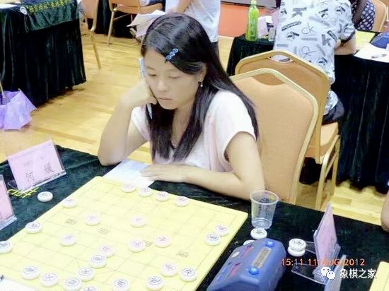 美女何媛的象棋故事1:拿下全运会冠军 热爱象棋的程度令人动容!