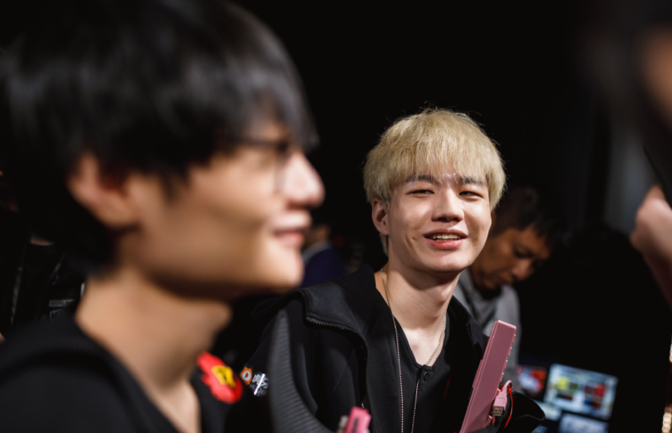 corejj辅助教学,ig宝蓝被点名,网友:阿水不愧是第一adc