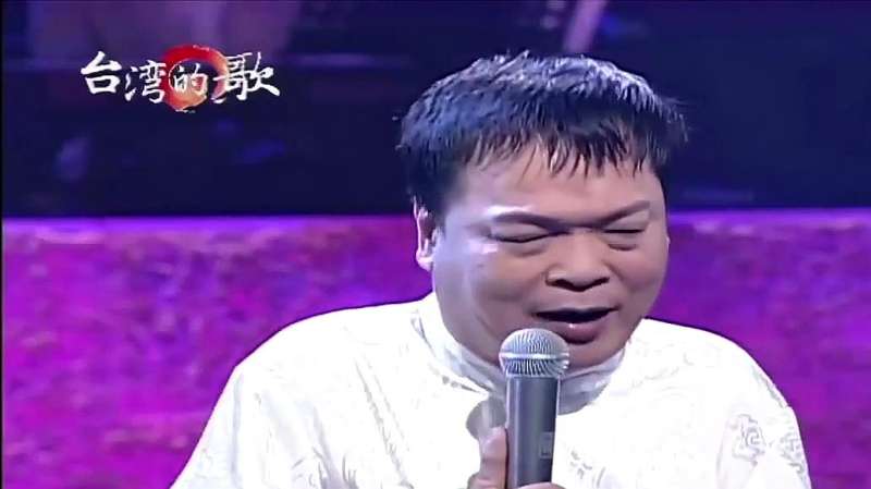 阿吉仔唱这首歌好投入,没点辛酸经历的人唱不出来,太棒了!,音乐,流行乐,好看视频