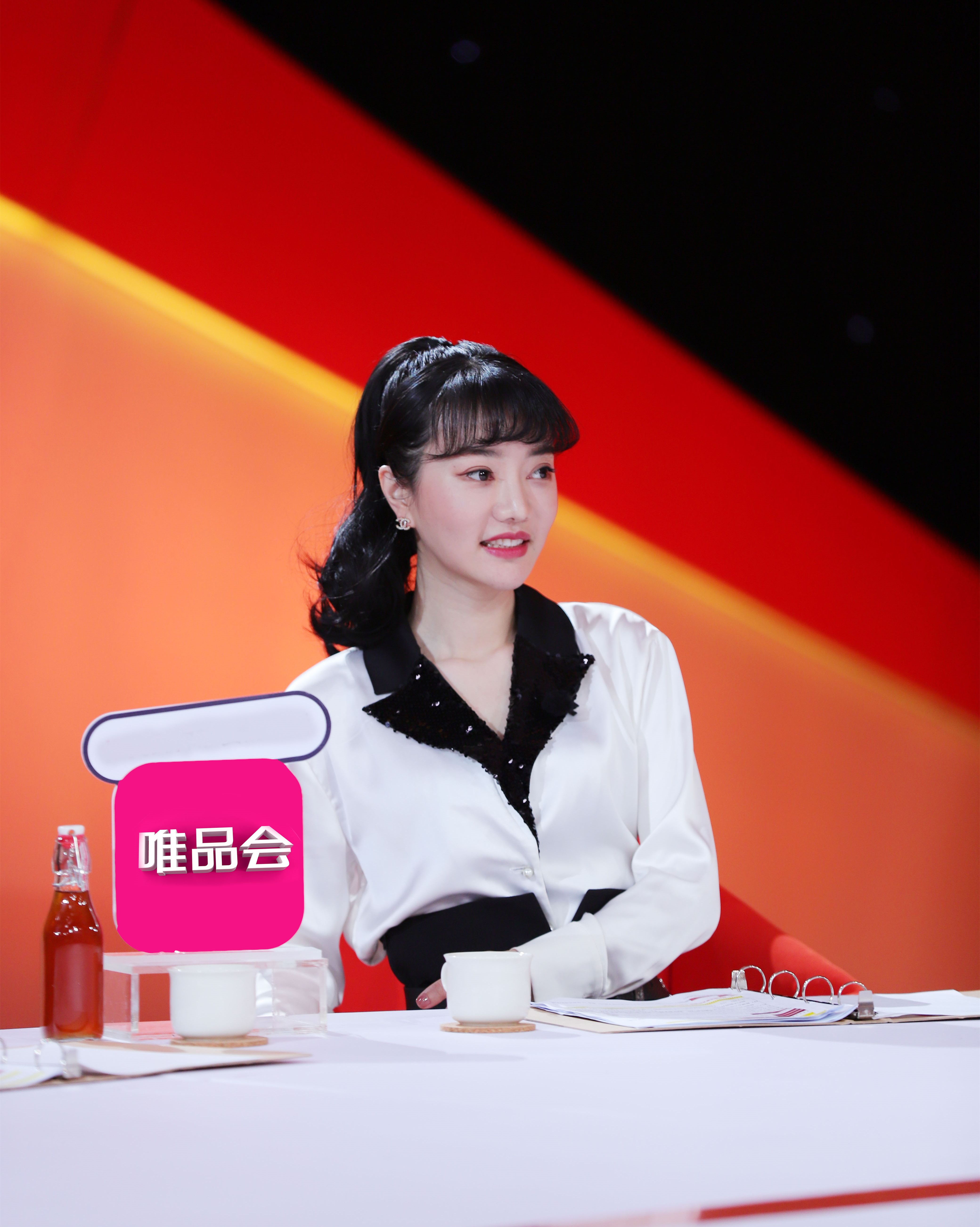 《我家那闺女》主持人刘欣然为何总扎马尾?看到她散发后才懂原因