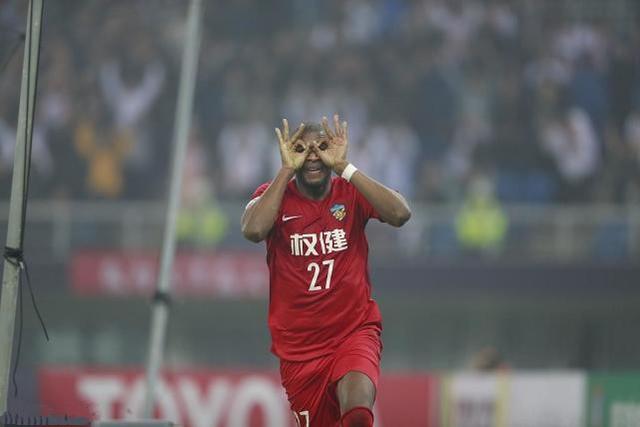 解气!天津权健主场4