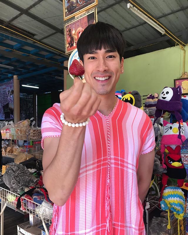 泰星nadech图片