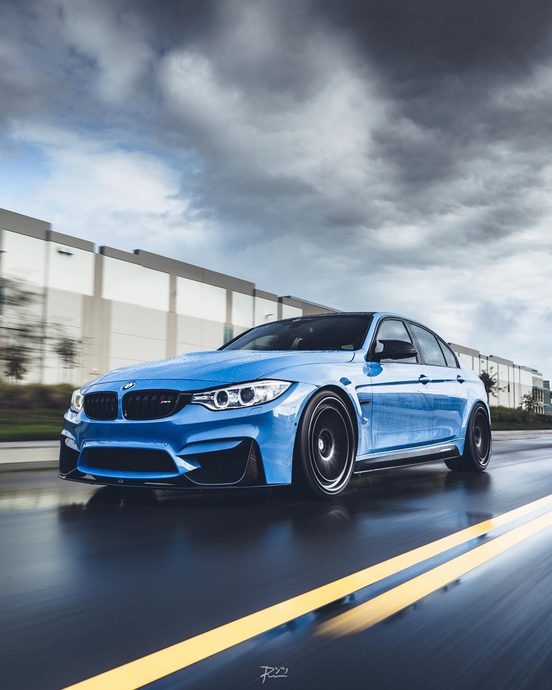 全新宝马m3阿布扎比蓝的外观