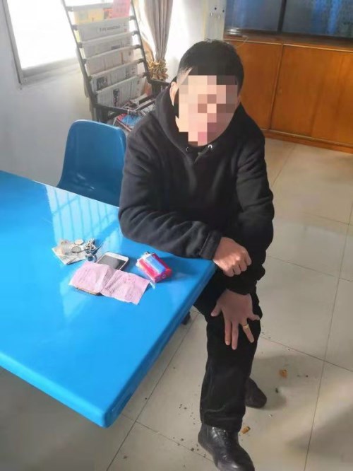 鄂州男子把毒品当"药"吃 被抓时理由竟是"为了止痛"