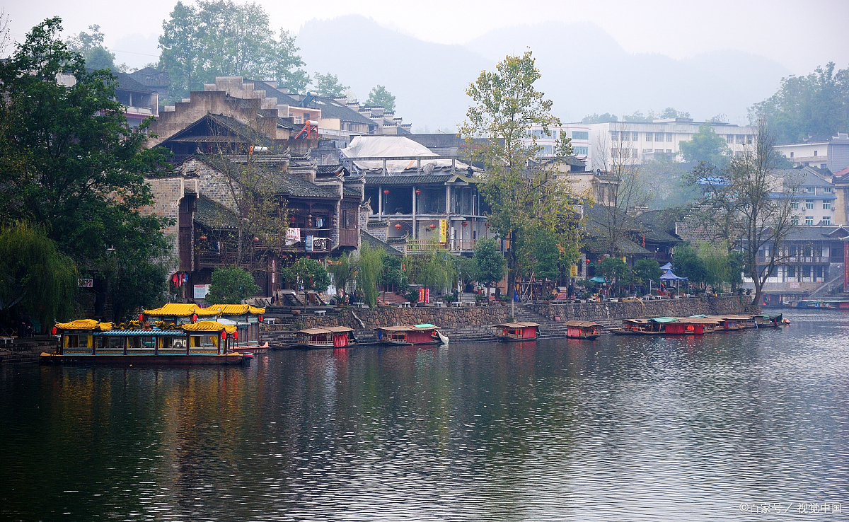 《边城》究竟讲了哪些问题?