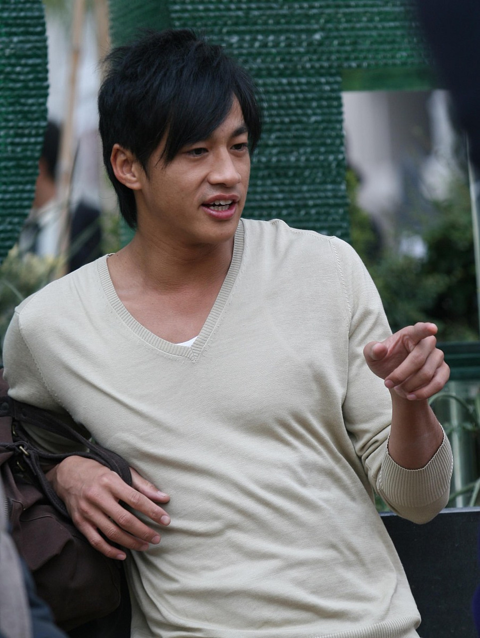 何润东结束夫妻异地生活,老婆peggy痛诉真实原因曝光 #何润东#  #46岁