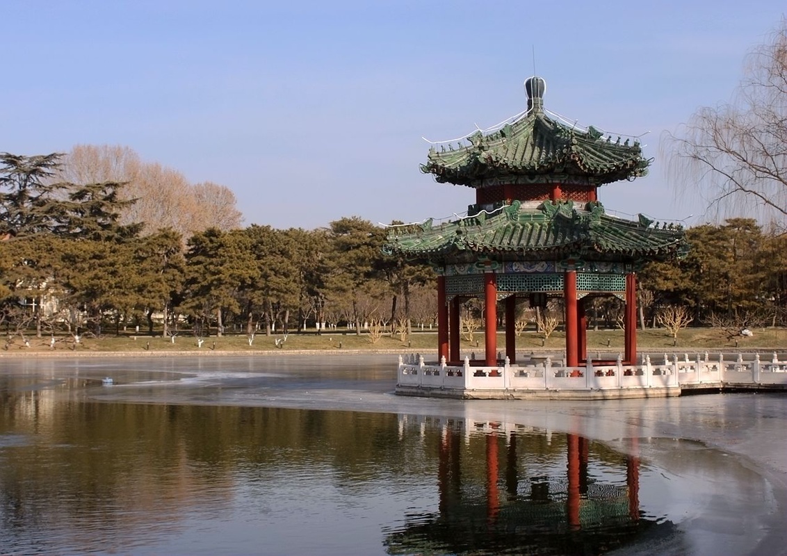 冬天的钓鱼台景色也挺美