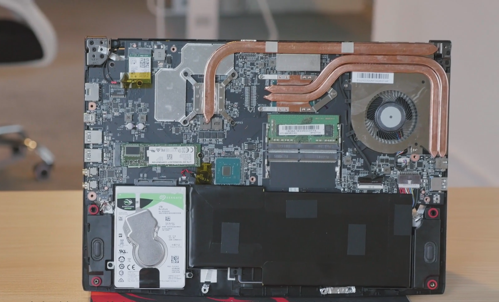 一款定位模糊的入门级游戏本,微星gf63窄边框笔记本介绍!